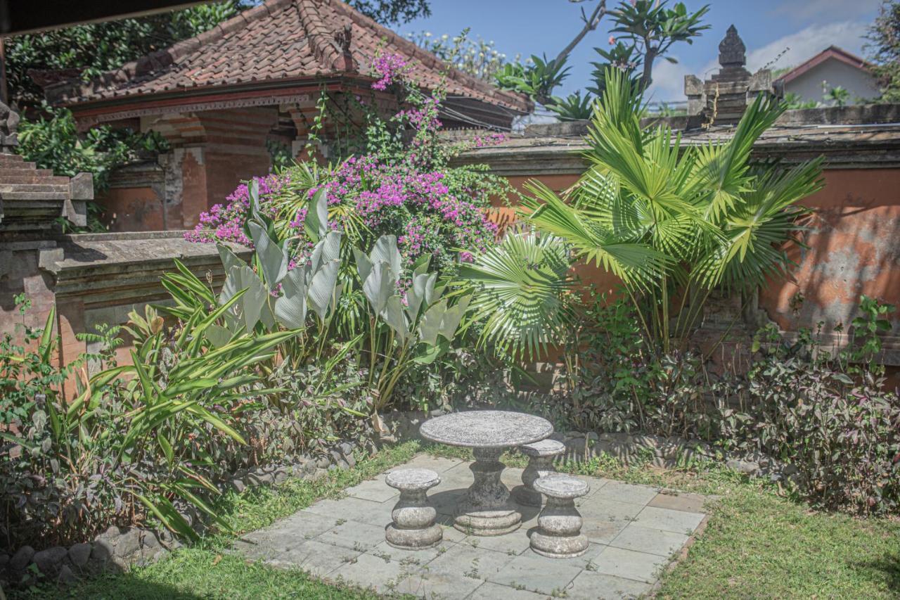 Panorama Cottages I Legian Eksteriør bilde