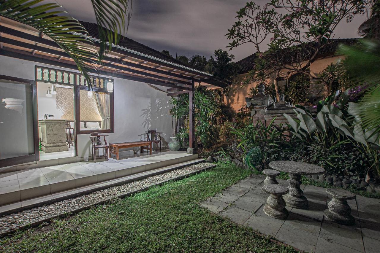 Panorama Cottages I Legian Eksteriør bilde