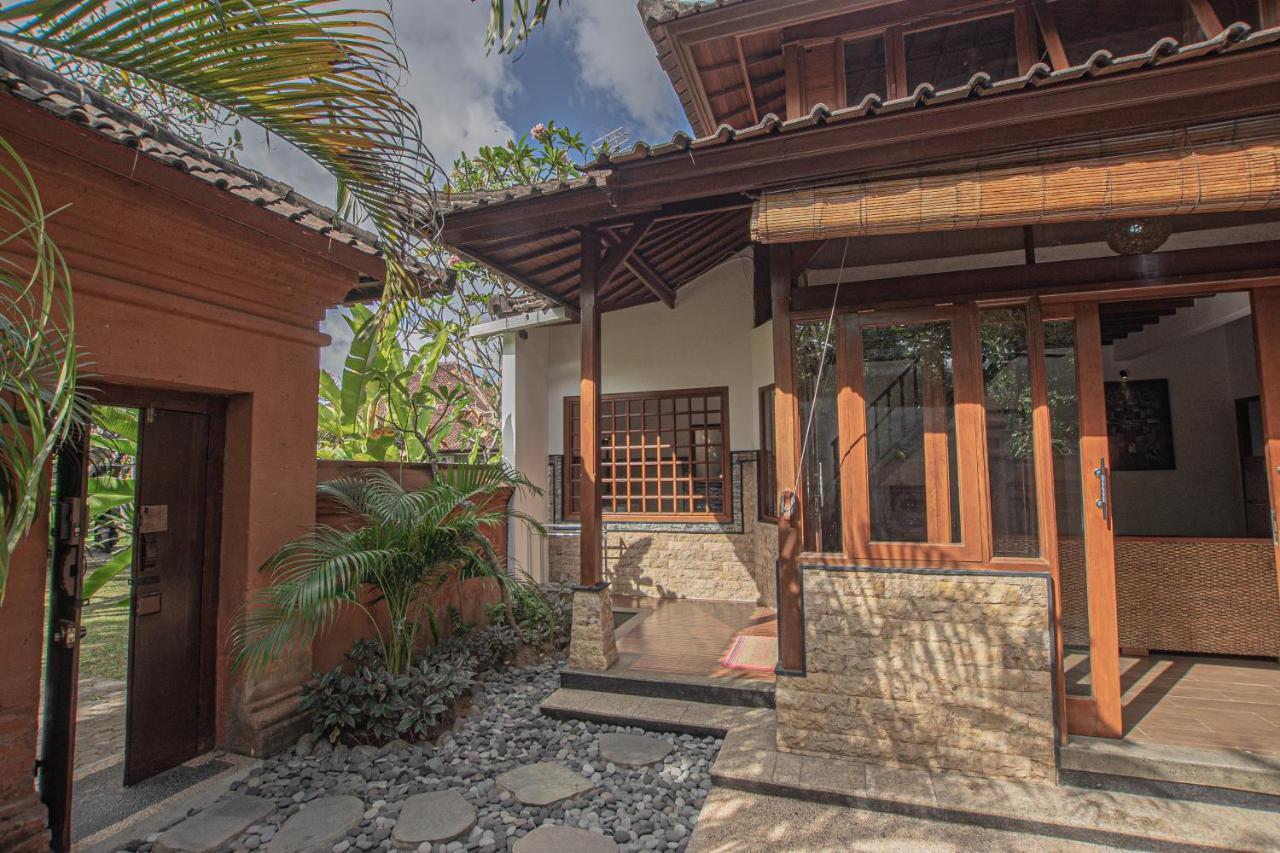 Panorama Cottages I Legian Eksteriør bilde